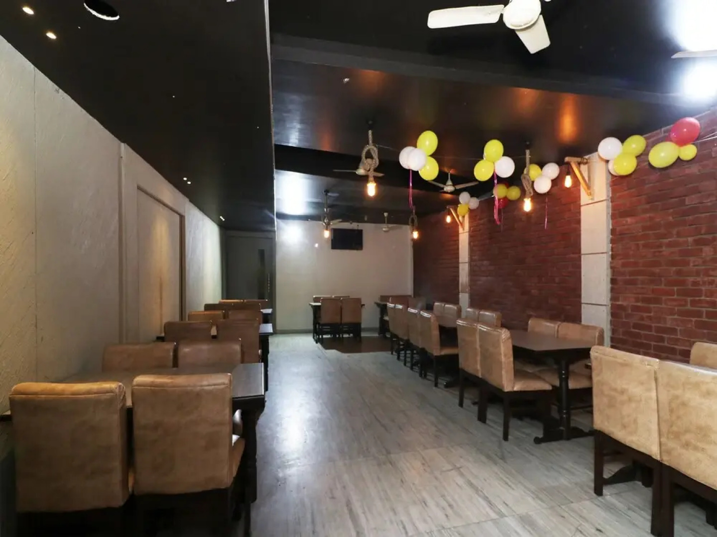 OYO 23168 Hotel G C Regency