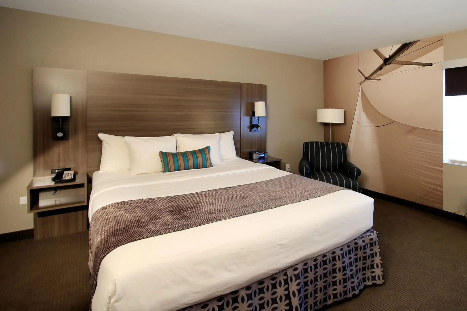 Executive Inn & Suites Embarcadero Cove