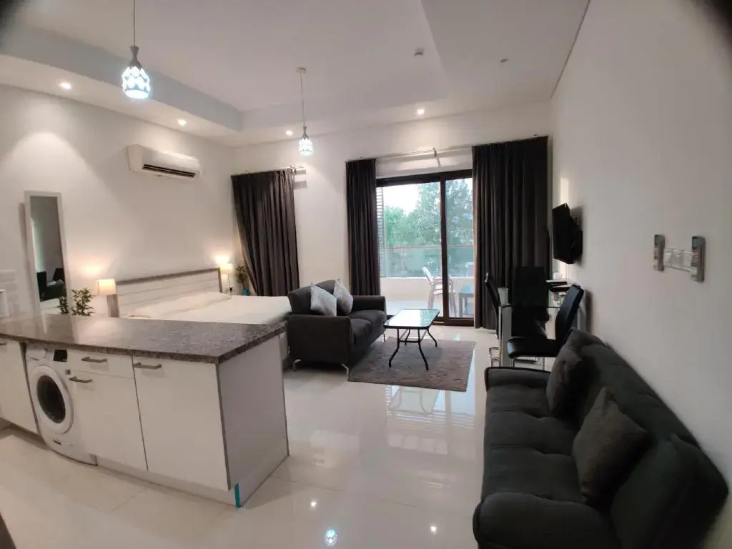 Hawana Salalah Laguna Studio