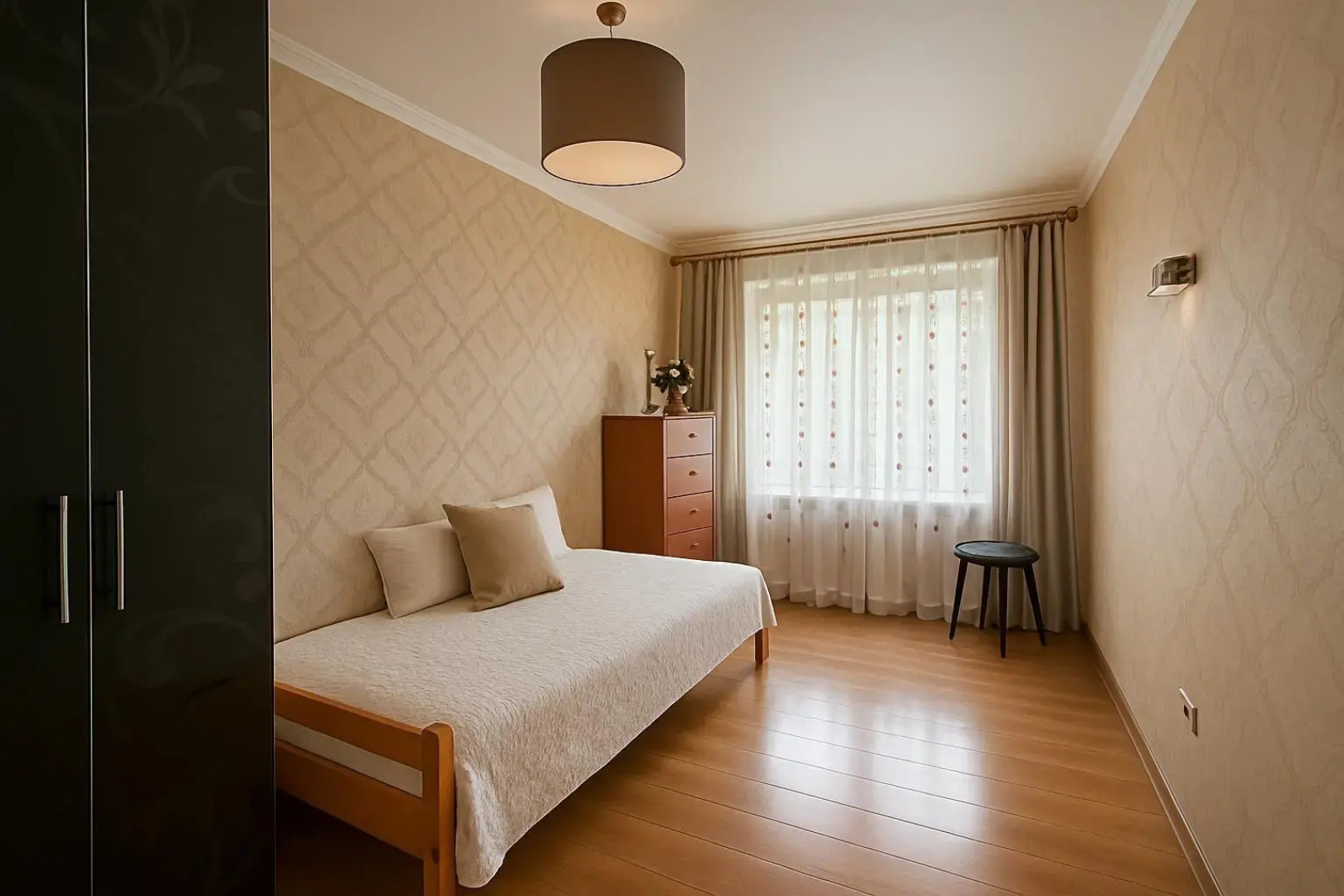 Апартаменты в микрорайне 7А 38А