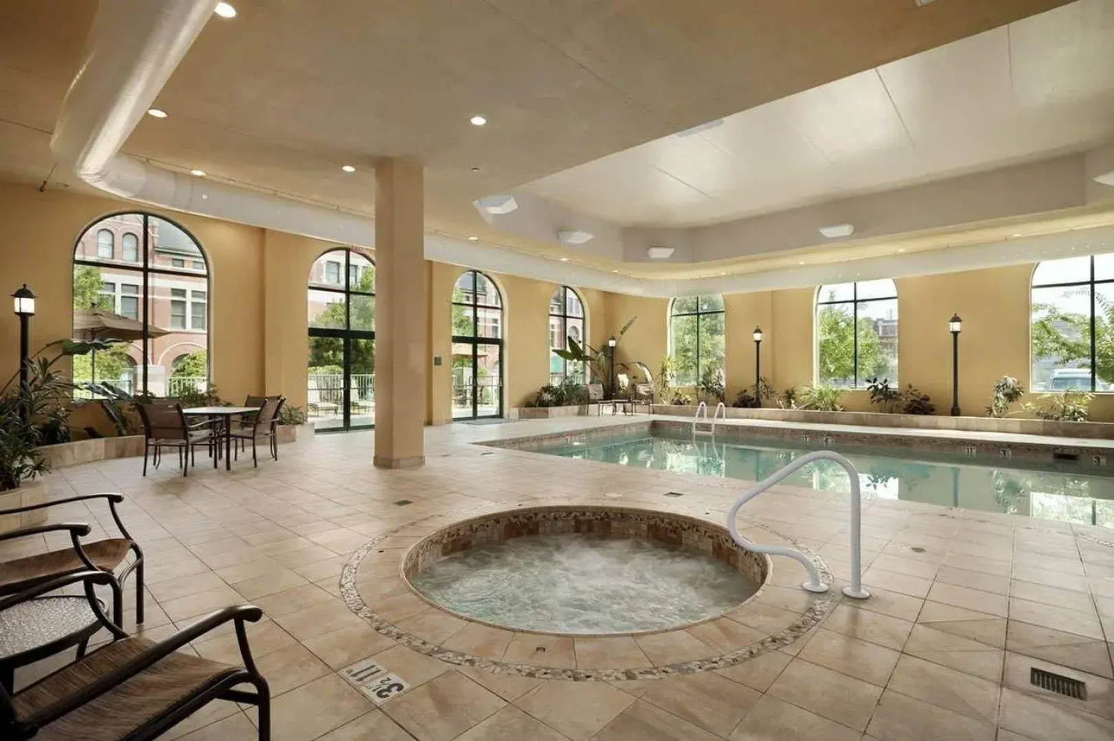 Embassy Suites by Hilton Montgomery Hotel & Conference Ctr