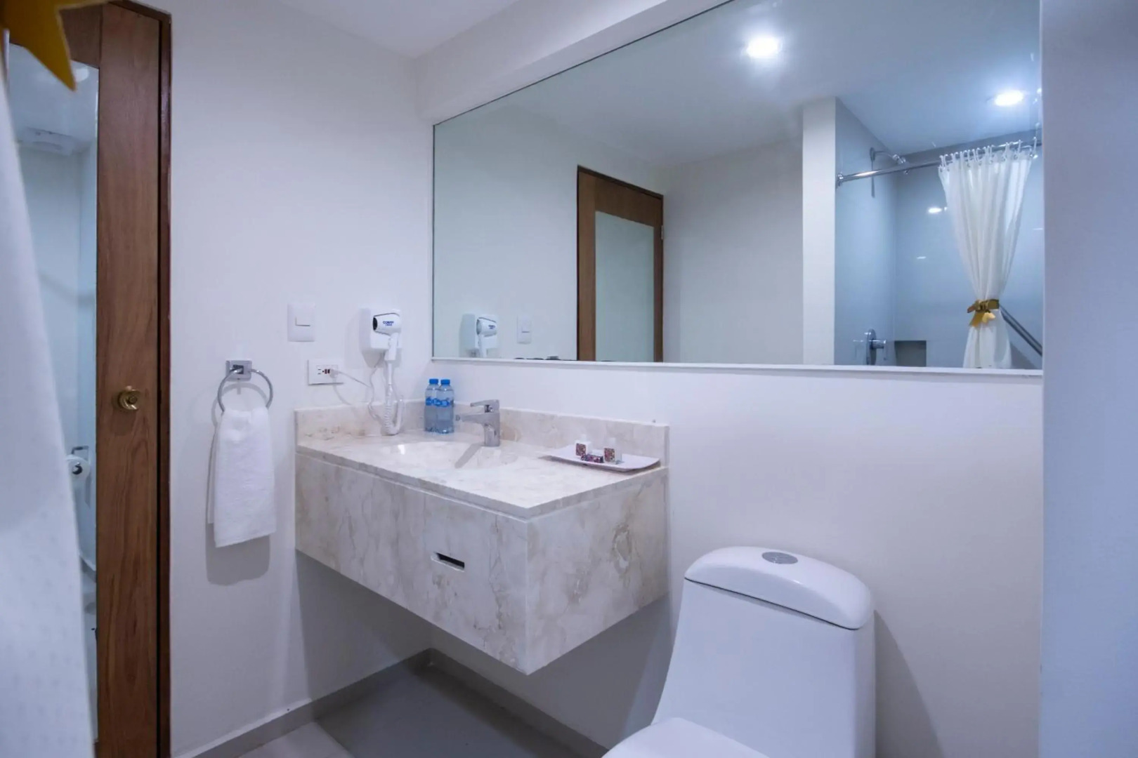 Hotel Misión Express Mérida Alta Brisa