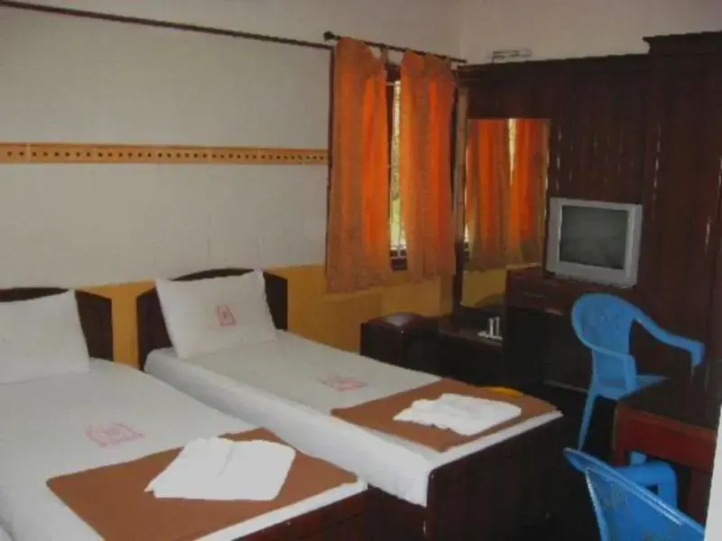 OYO 24347 Hotel Sunrise View