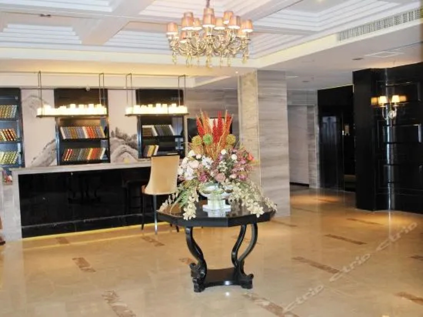 Kaitai Business Hotel