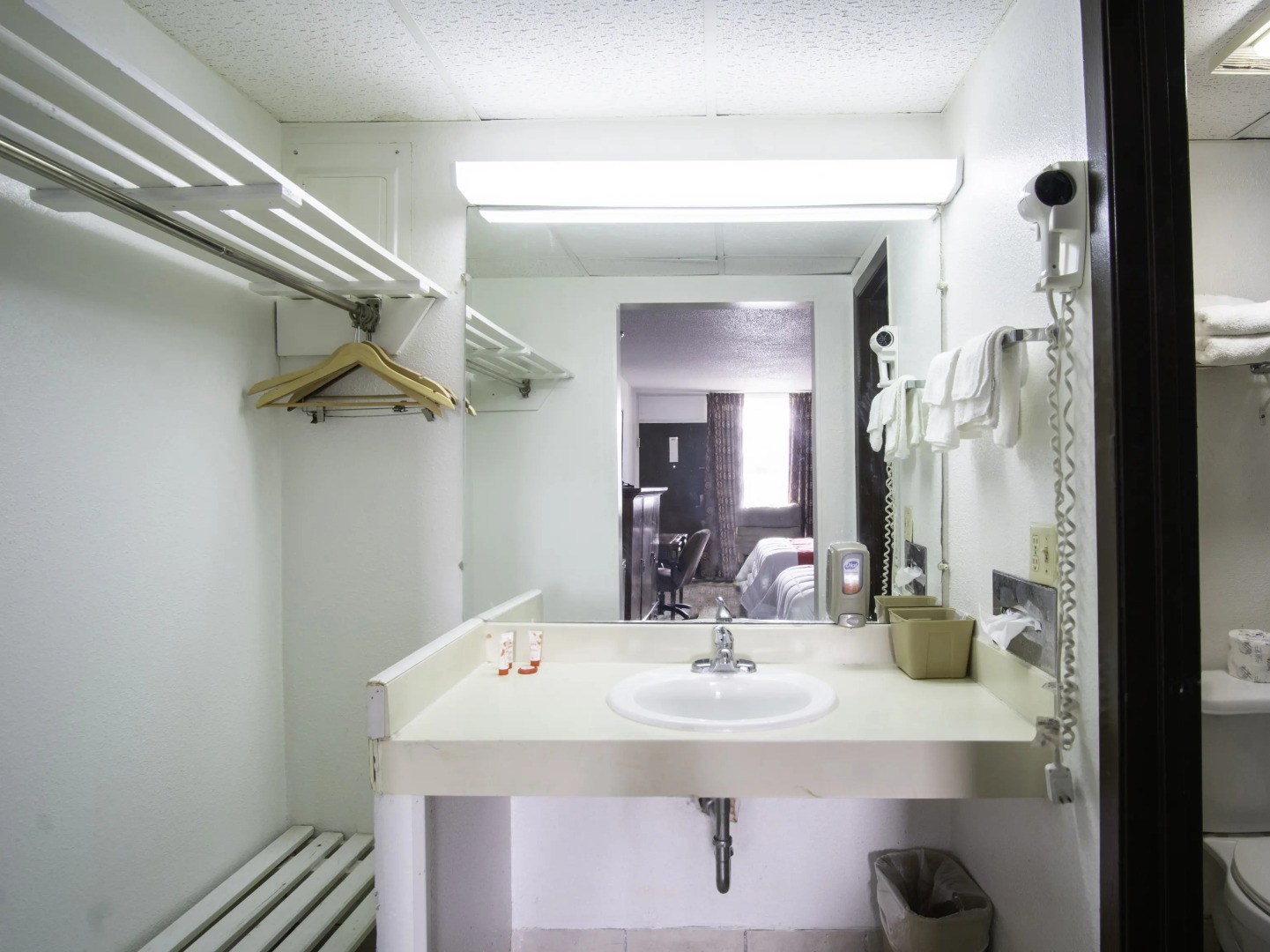 OYO Hotel Hutchinson KS West 4th Ave