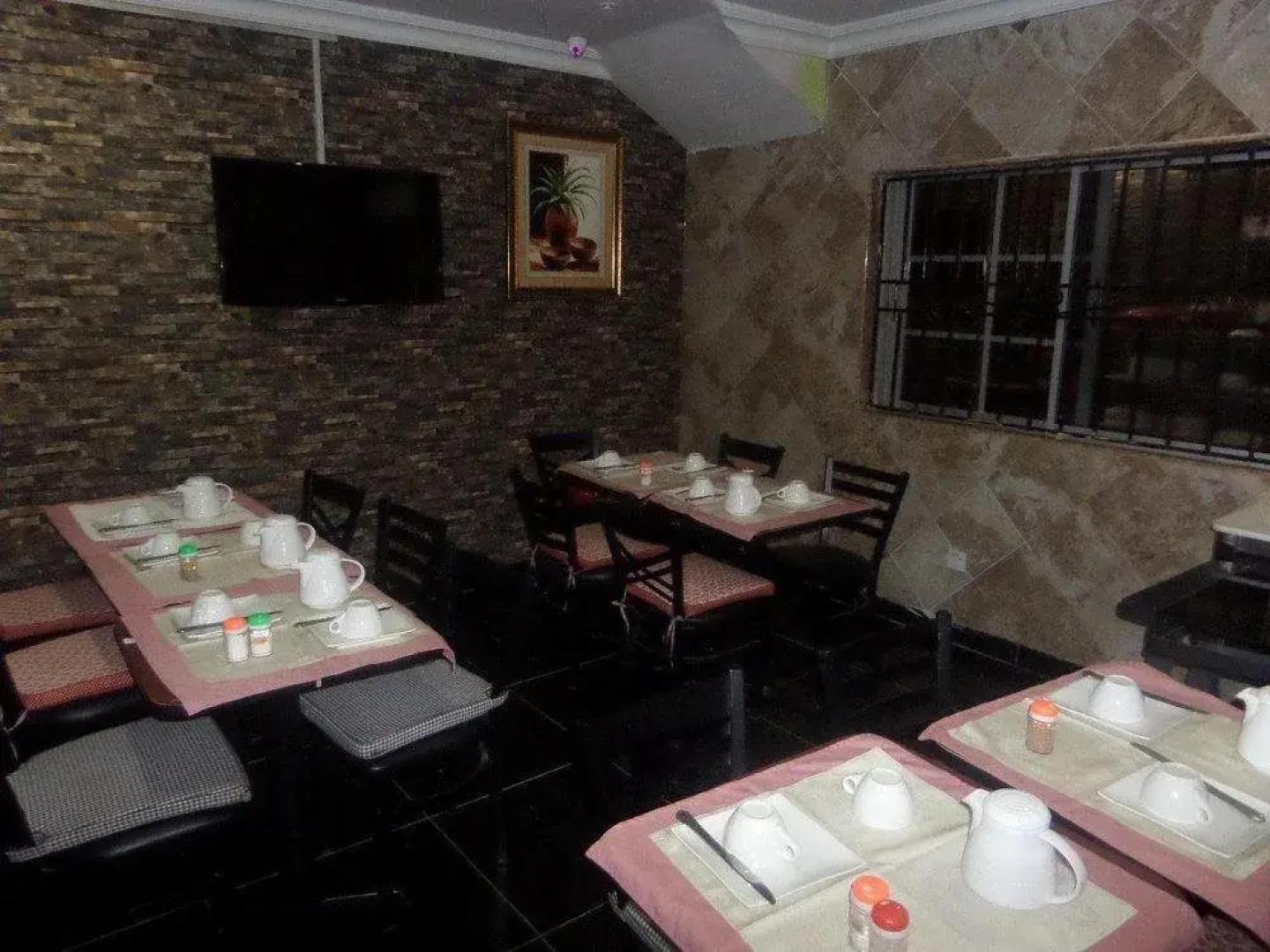 Firstview Luxury Apartment Hotel