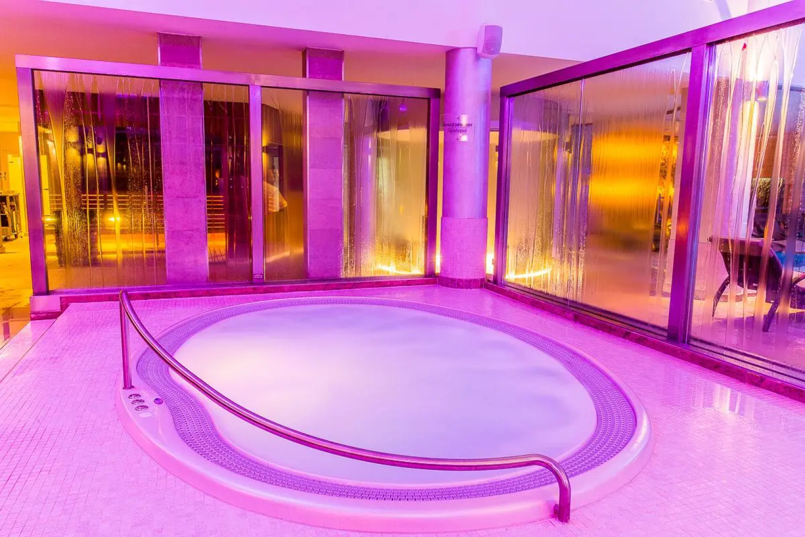 Hotel & Medi-SPA Bialy Kamien