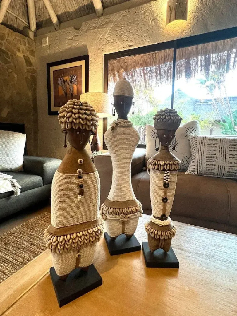 iKhaya LamaDube Game Lodge