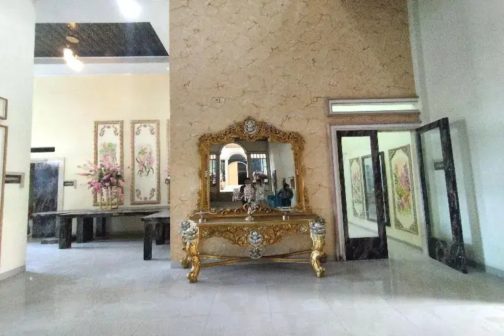Zahira Guesthouse By Zuzu