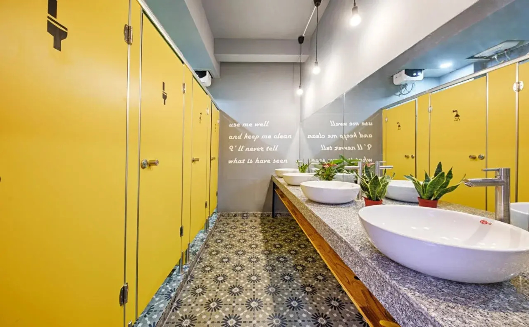 Nang Capsule Hostel