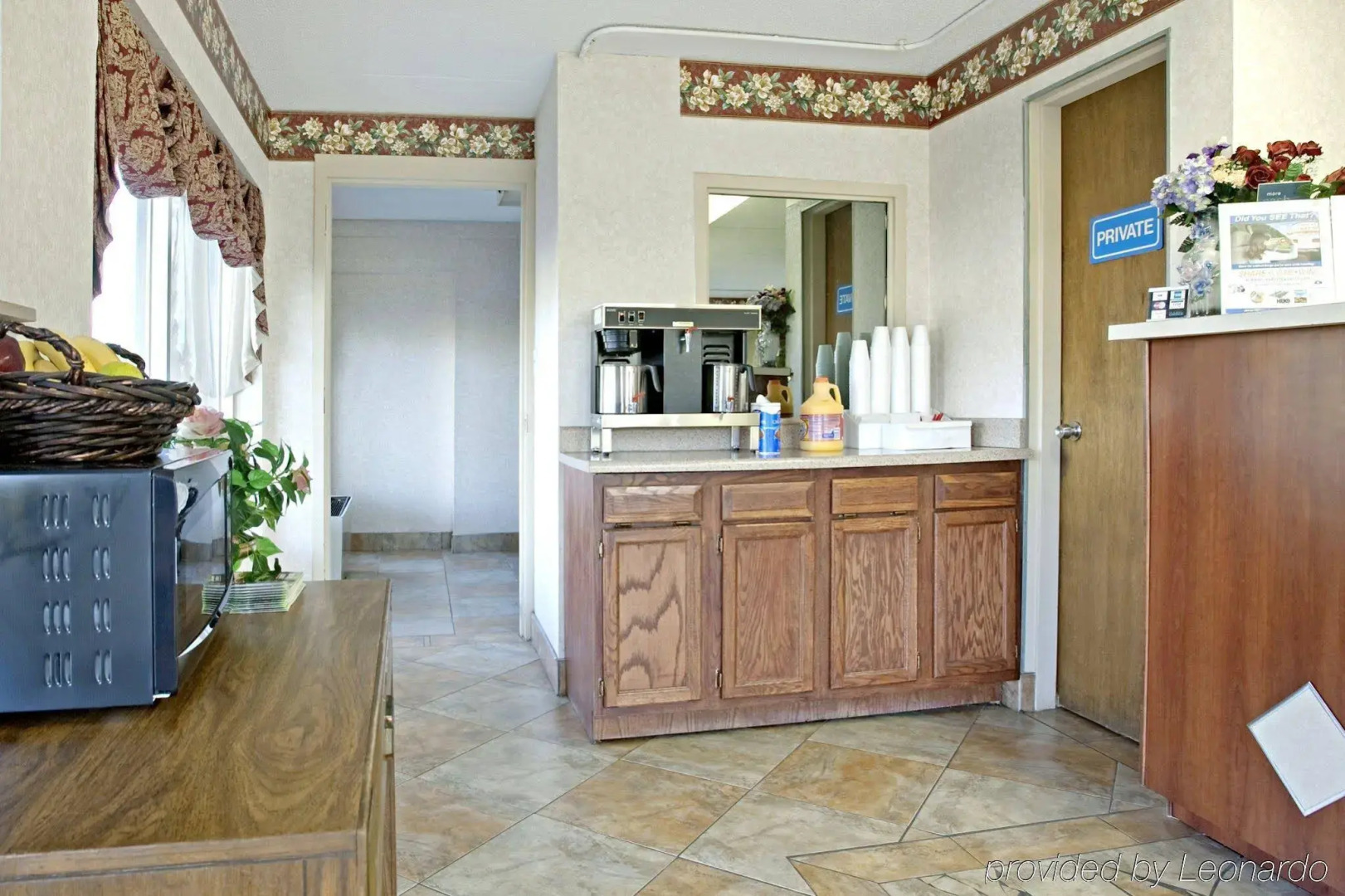 Americas Best Value Inn and Suites Knoxville