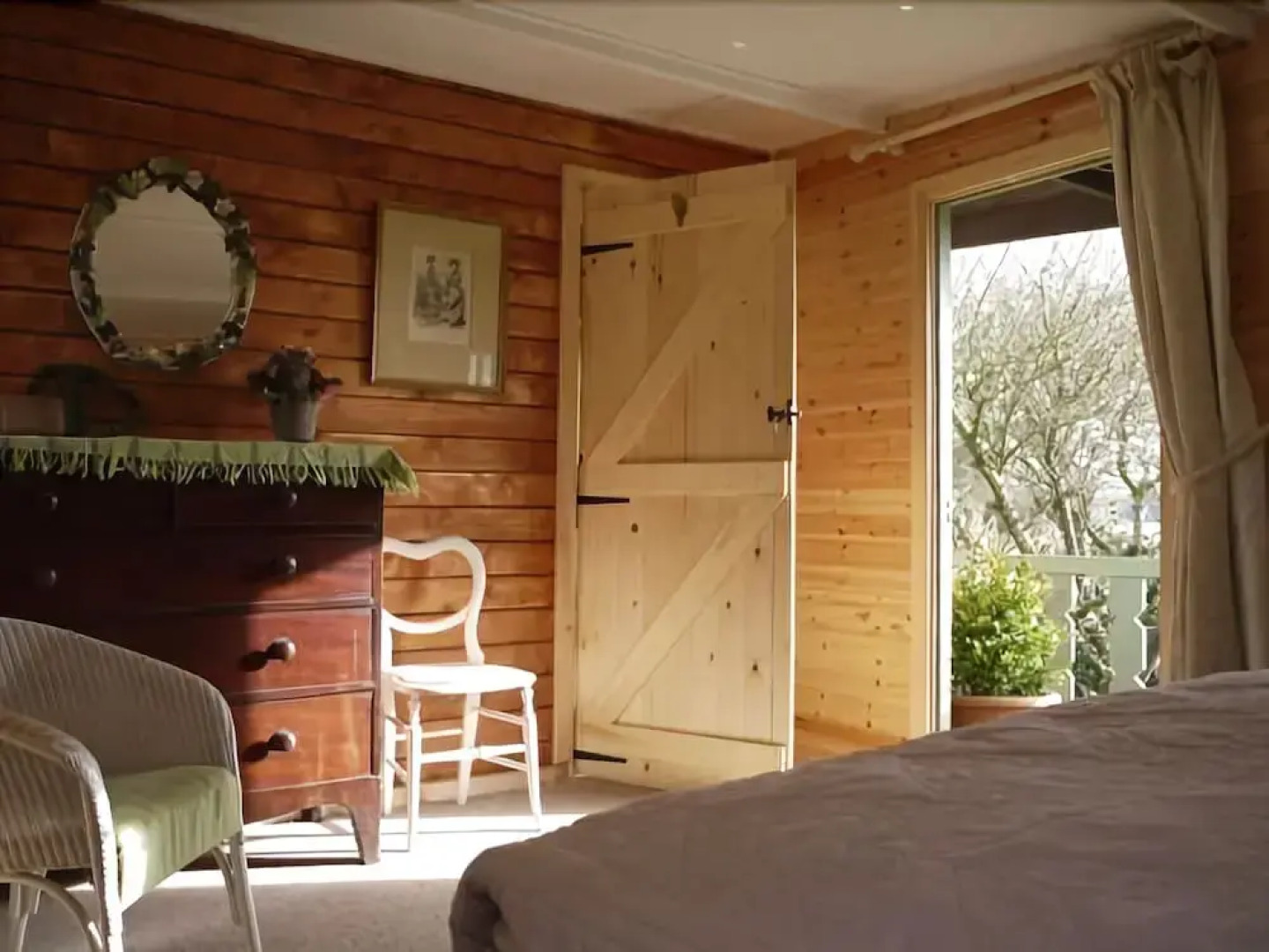 The Lodge on the Marsh