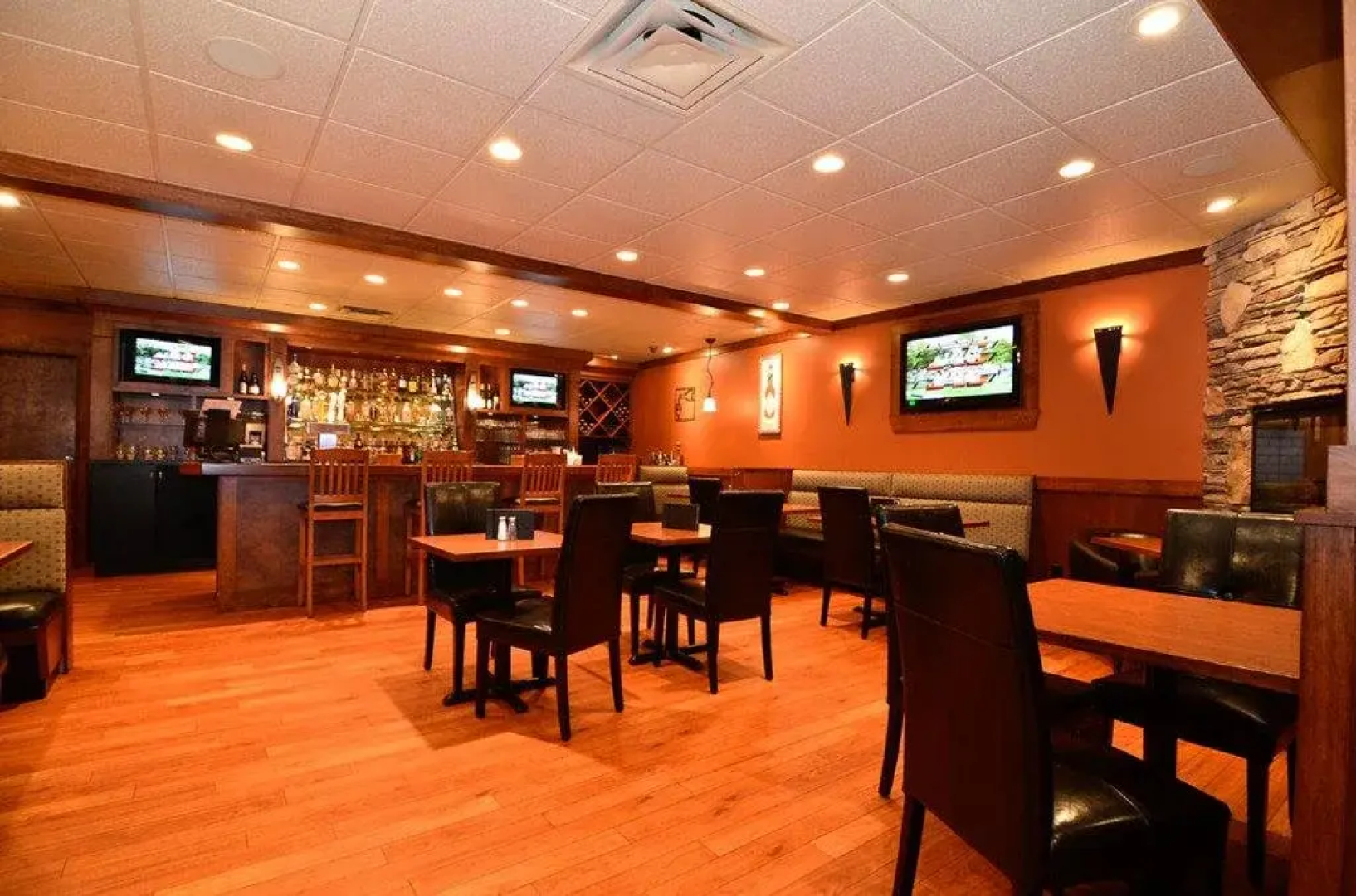 Best Western Plus Country Meadows Inn