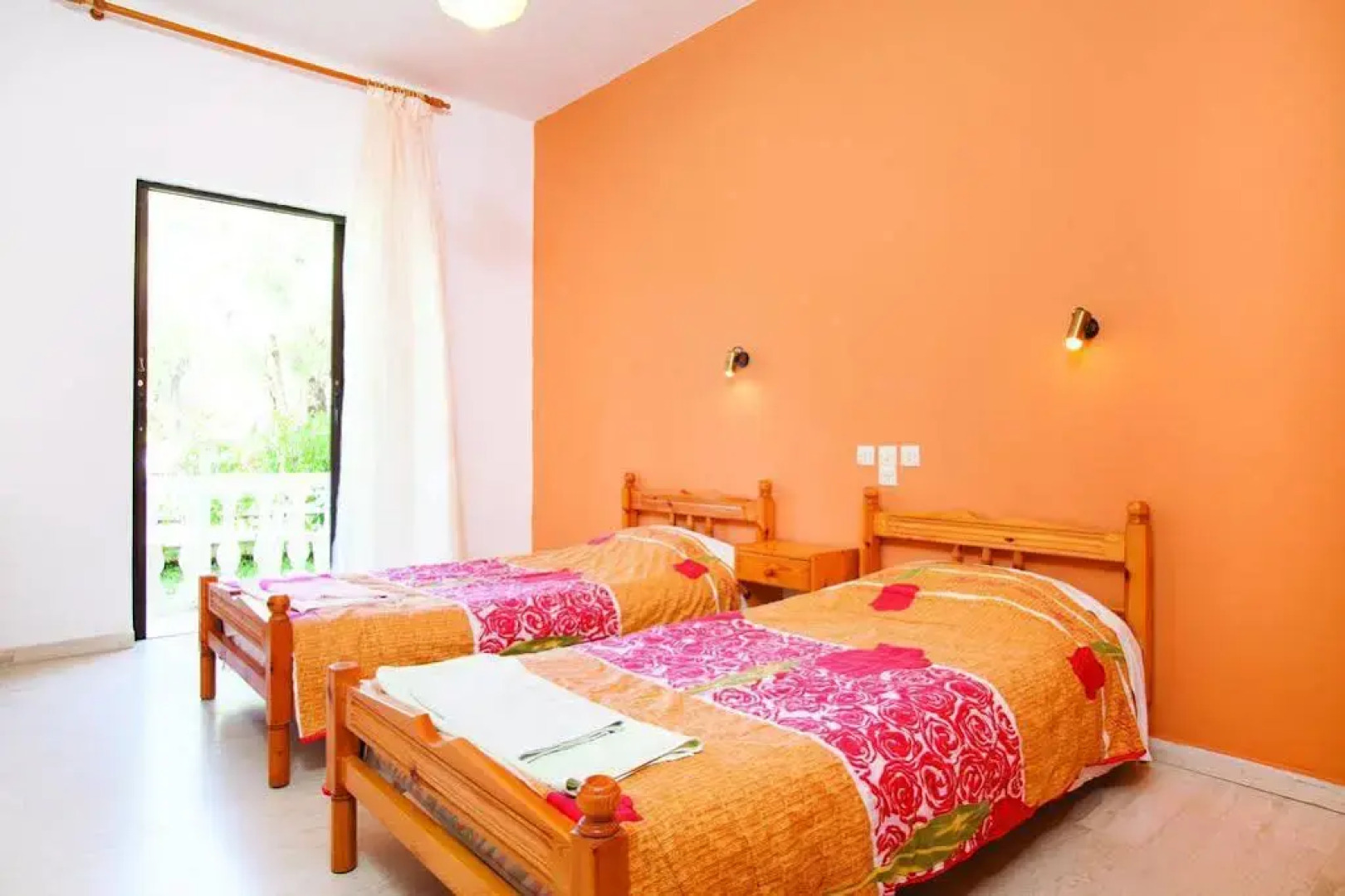 Valentinos Apartments