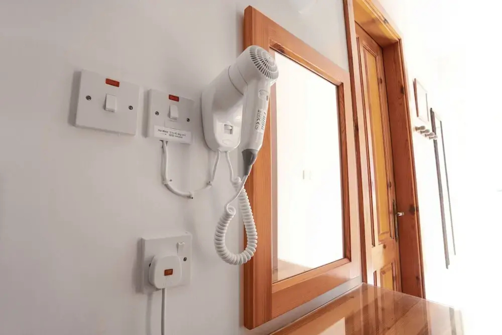 Getawaysmalta - Harbour Lights Seafront Penthouse With Terrace St Paul's Bay