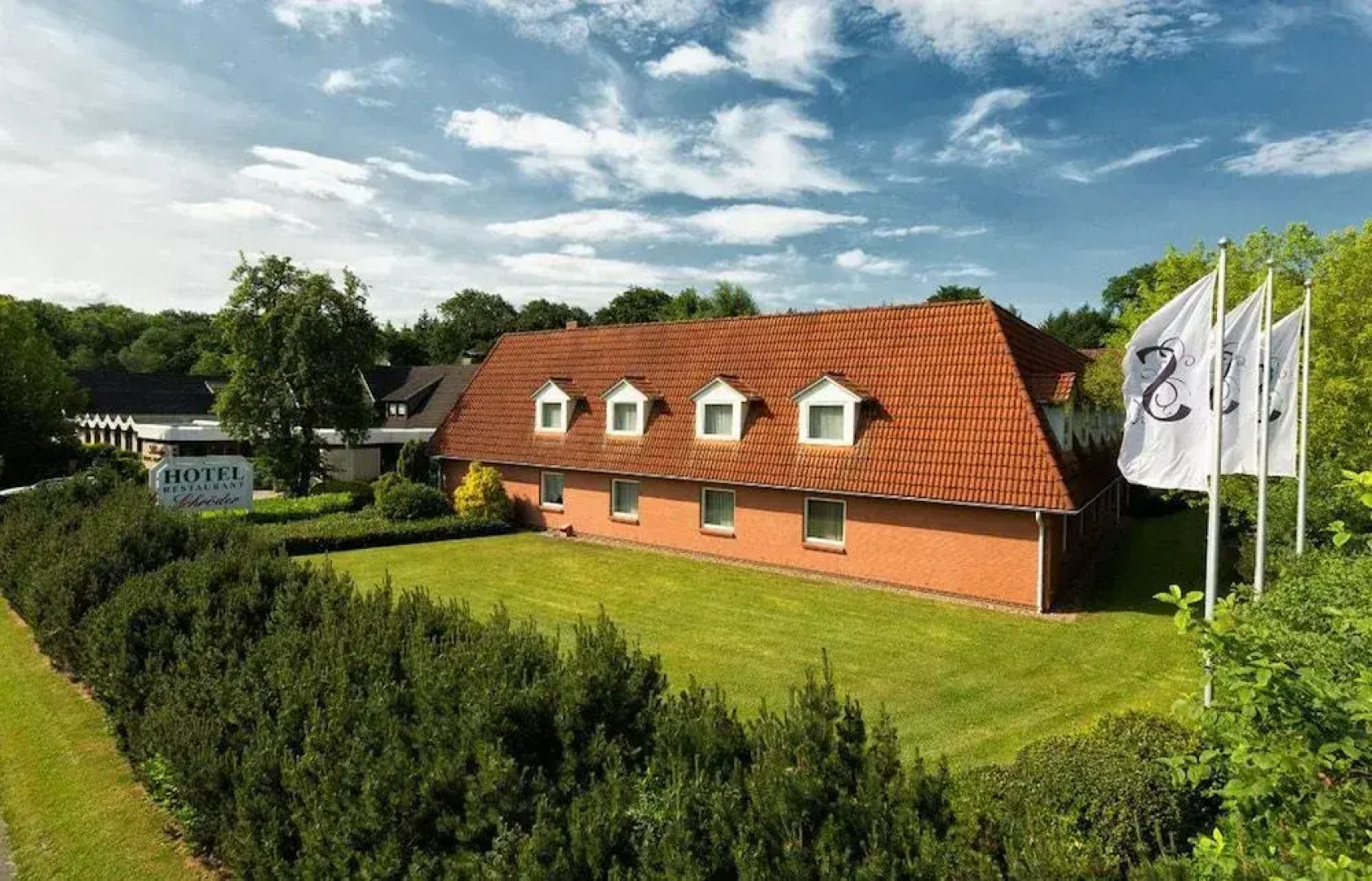 Schröder Hotel and Restaurant