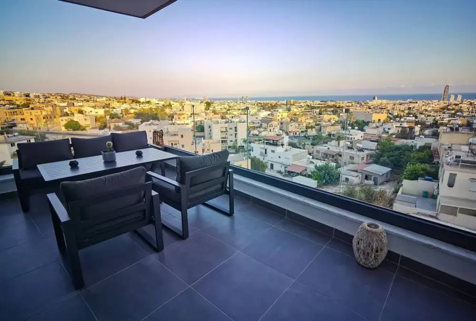 Brand NEW 2-bed Apartment in Agios Athanasios