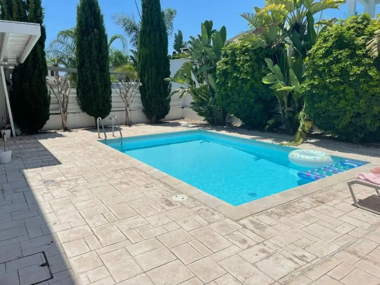 Colonial Villa 32