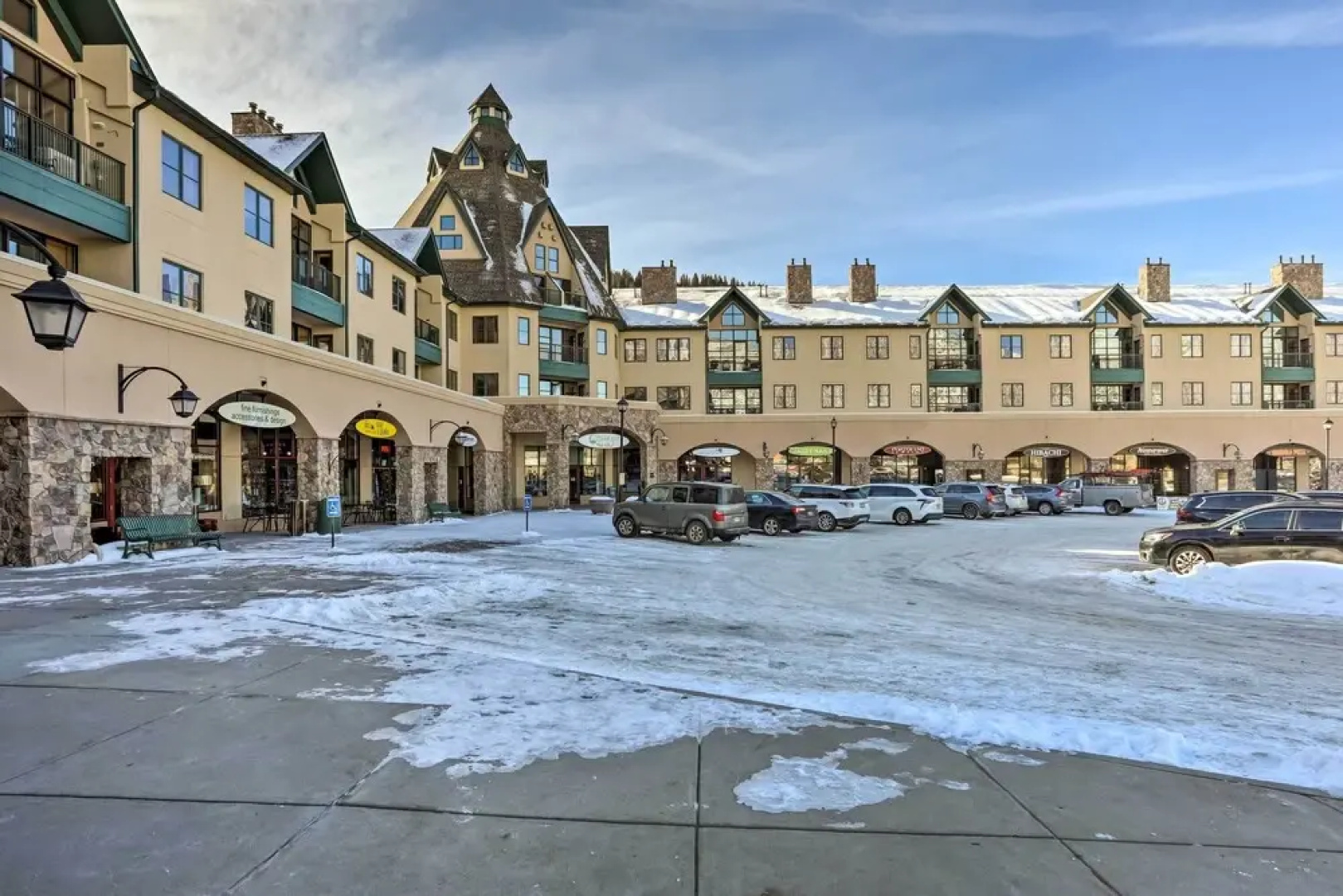 Central Avon Condo: Ski Beaver Creek Resort!