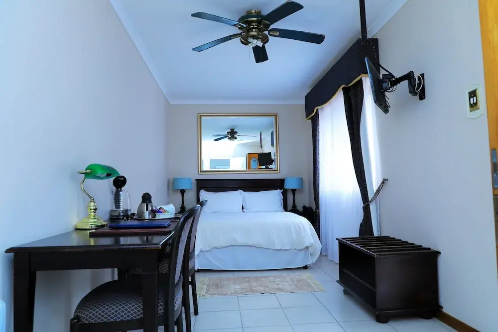 Kings Tide Boutique Hotel