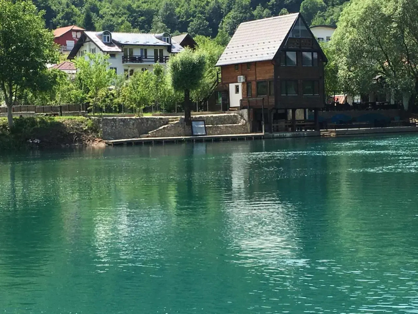 Rooms and Apartments Neron