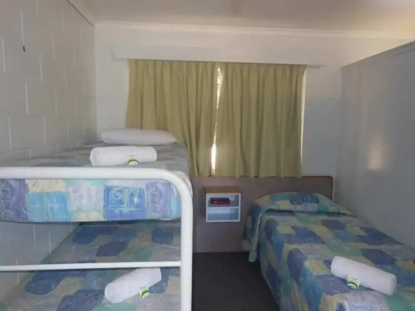 Country Road Motel