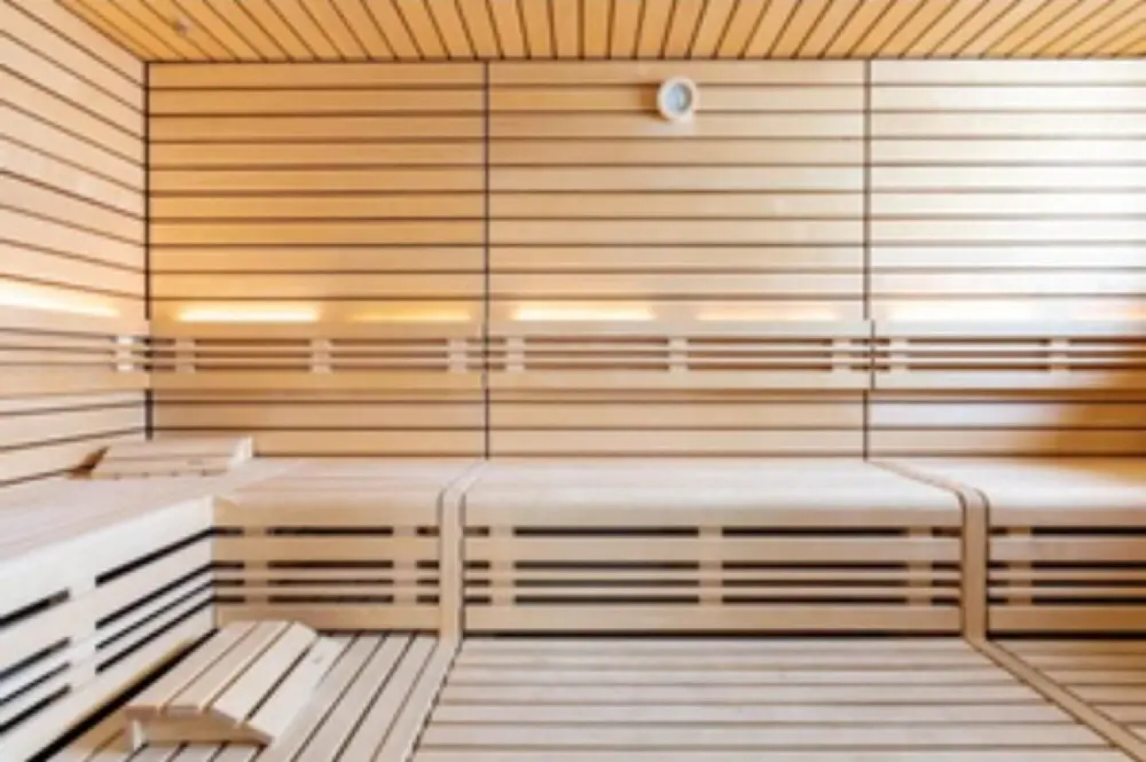 R Sidence Swisspeak Resorts 3p6