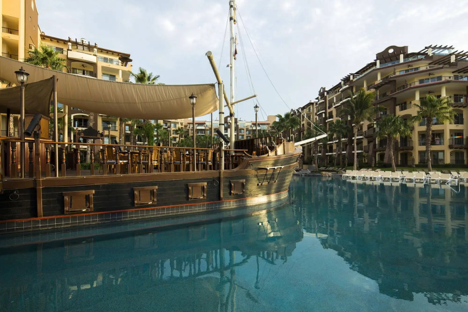 Villa del Arco Residences