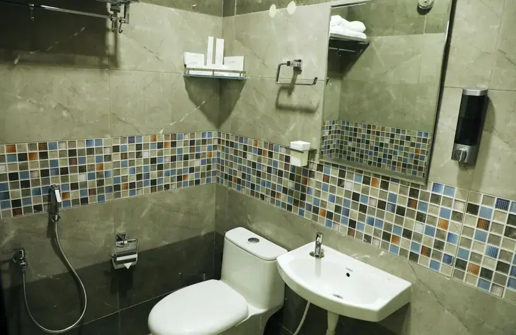 Clarks Inn Express Sirkazhi