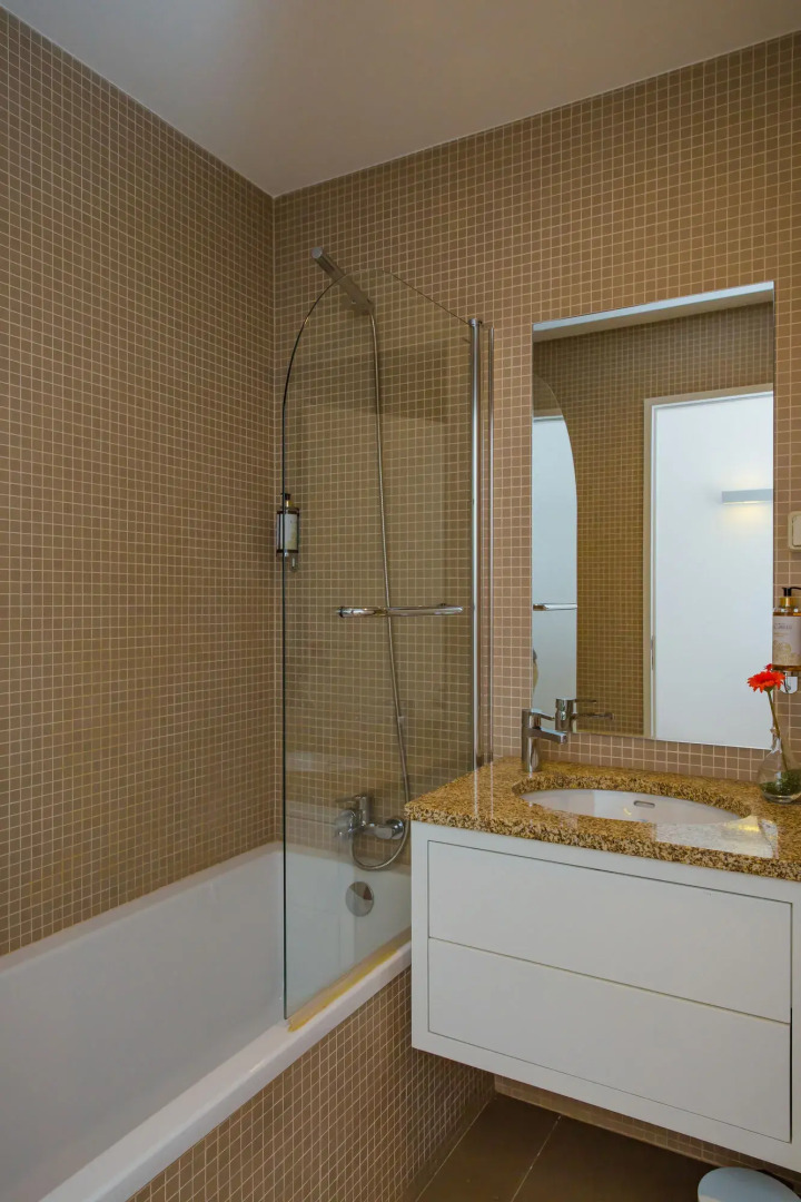 FLORES 36 by YoursPorto