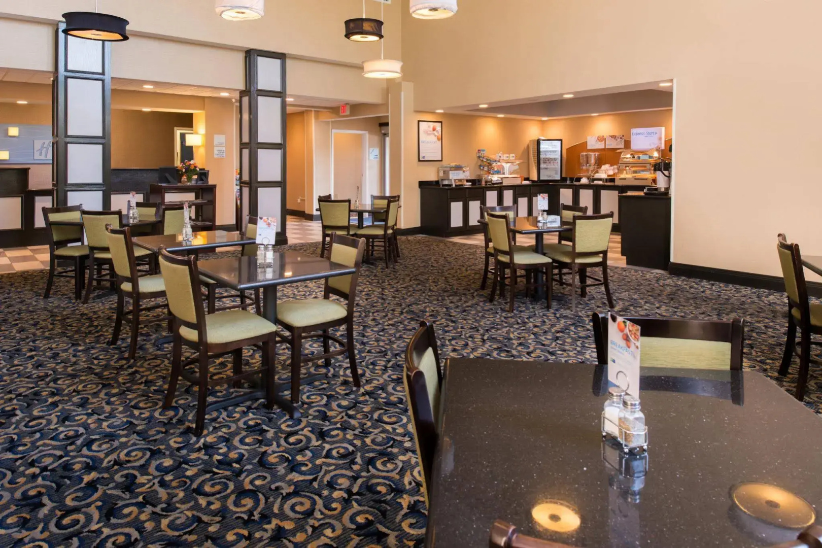 Holiday Inn Express & Suites Bucyrus by IHG