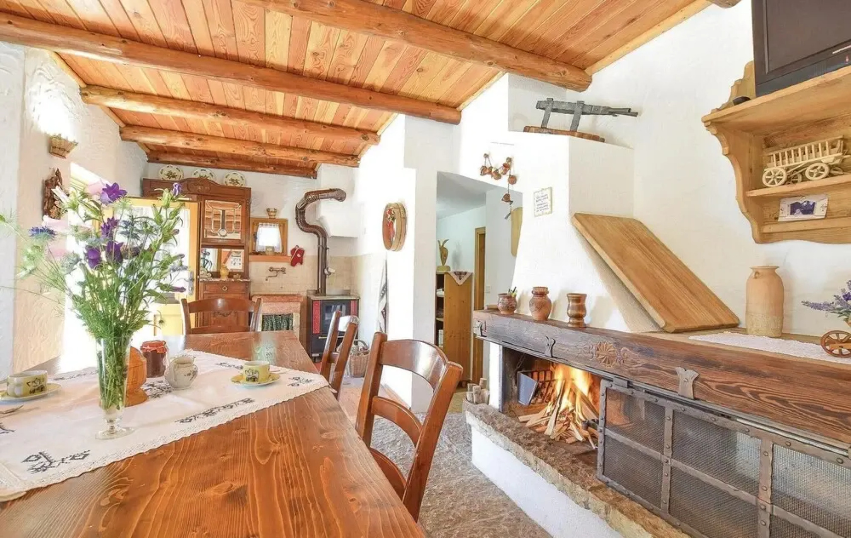 Amazing Home in Lamon With 2 Bedrooms and Wifi