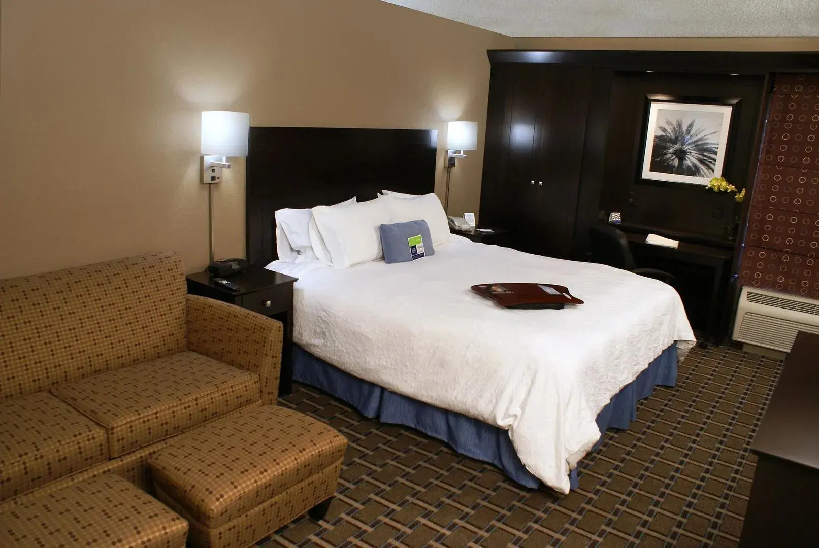 Spark by Hilton Tampa Brandon