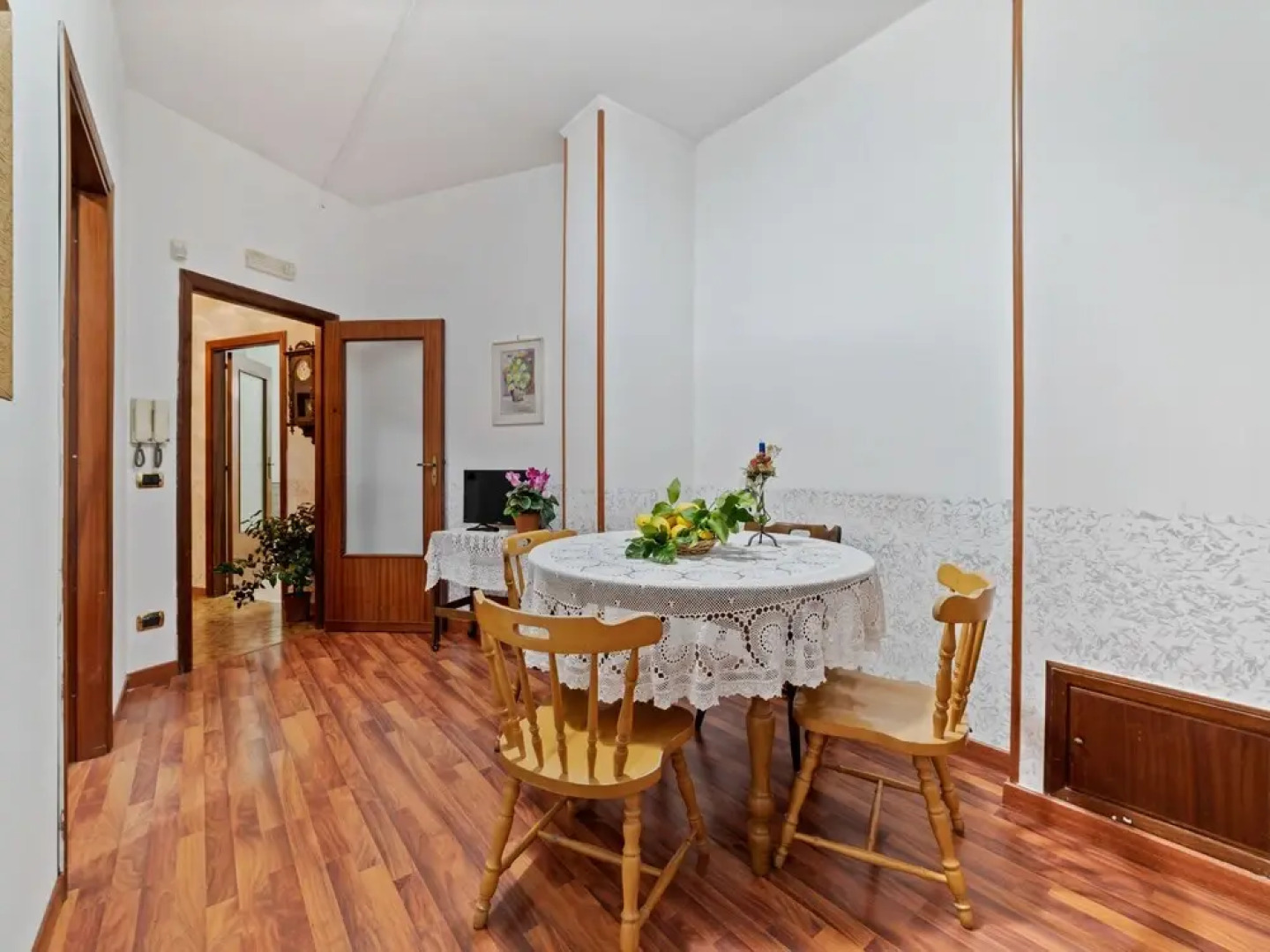 Pleasant Apartment in Pimonte With Veranda