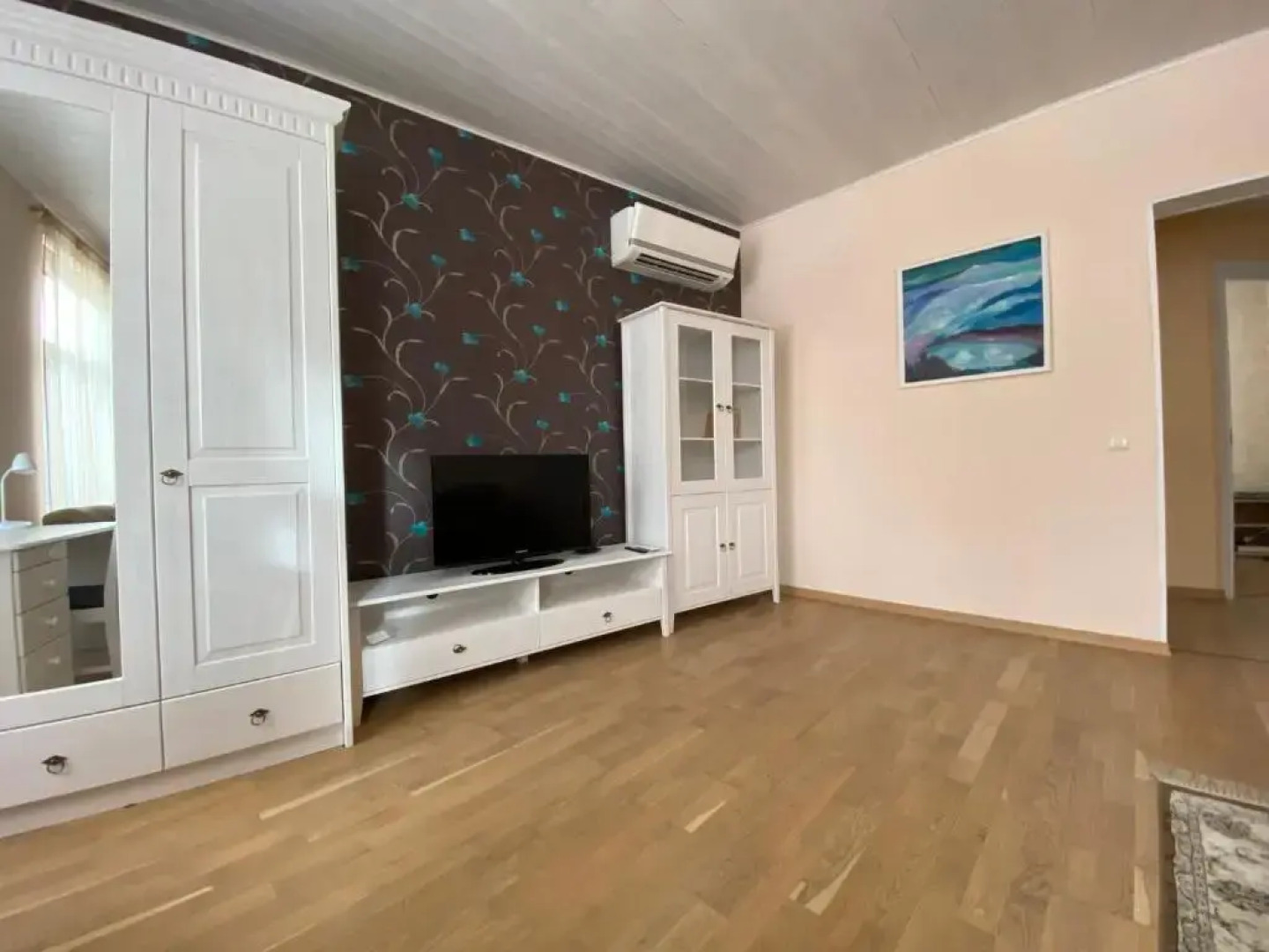 Posti Guest Apartment