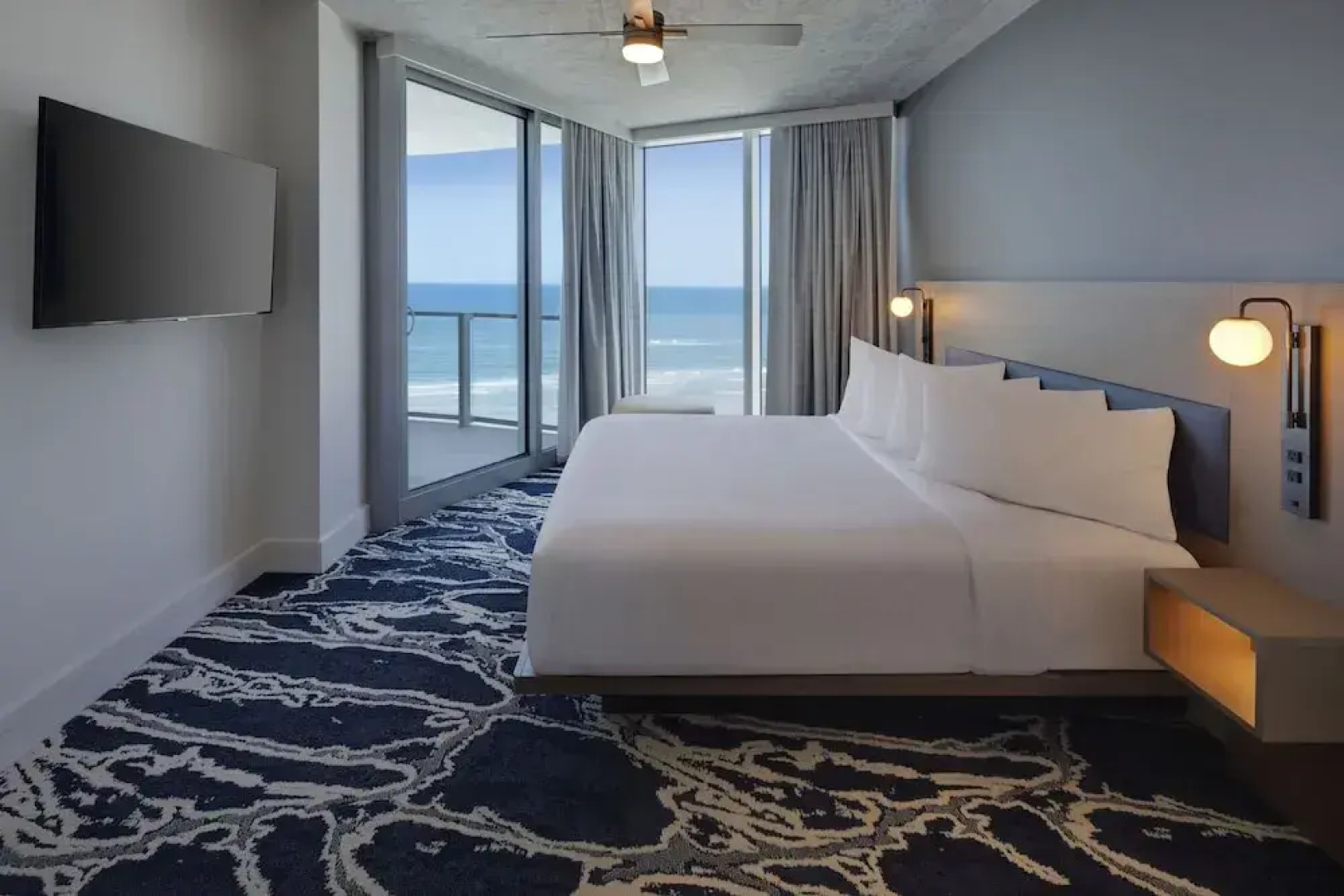 Max Beach Resort