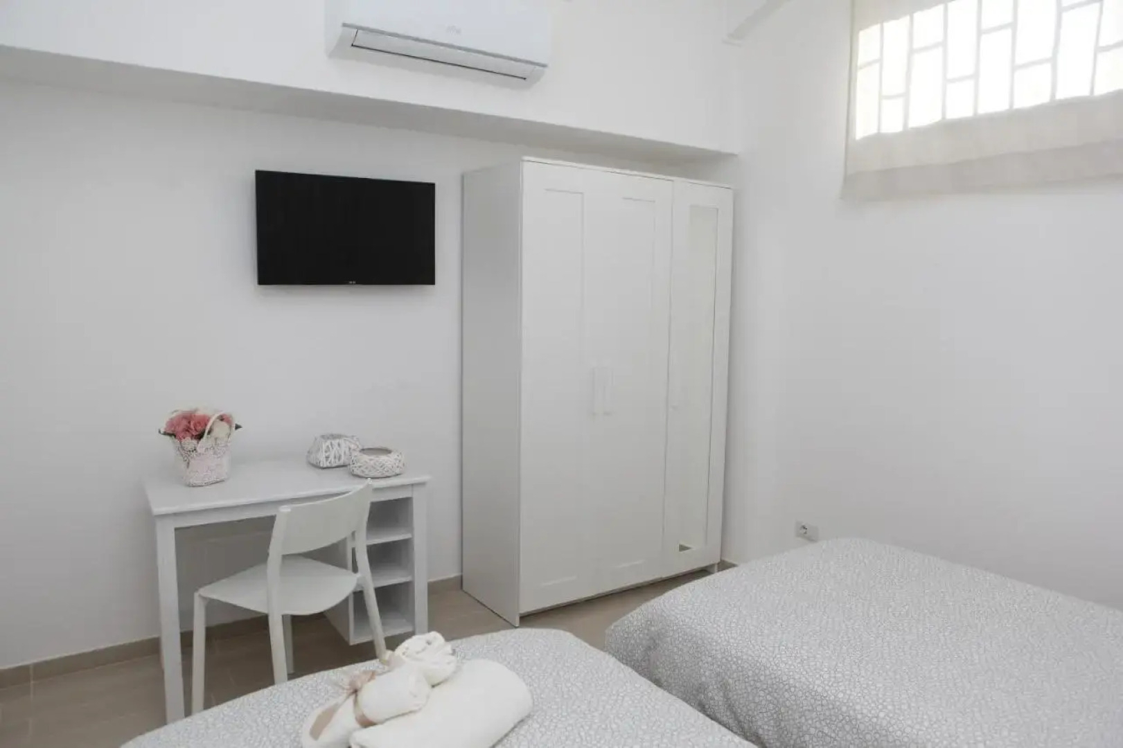 Rosy House - Hospitality