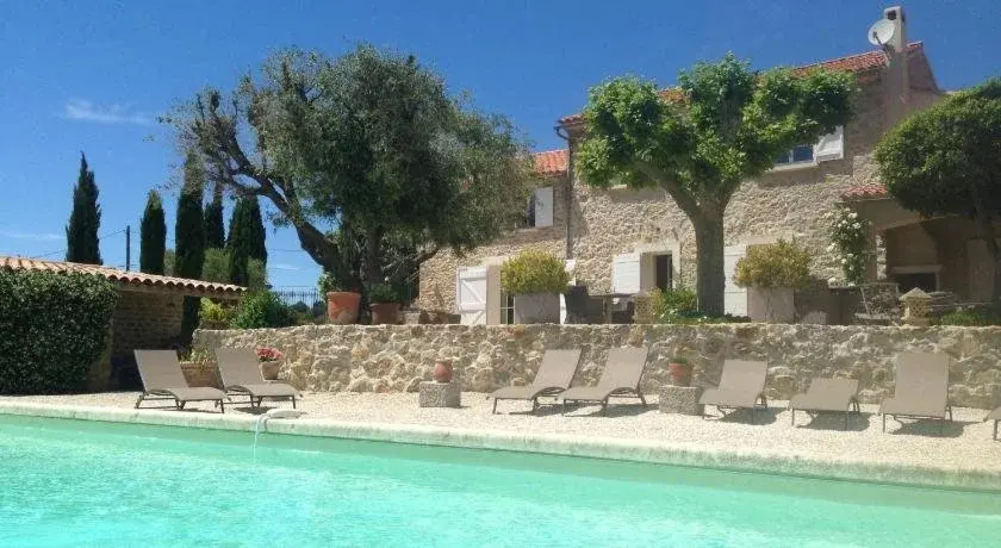 Bastide de Fontvieille - Chambres dHôtes