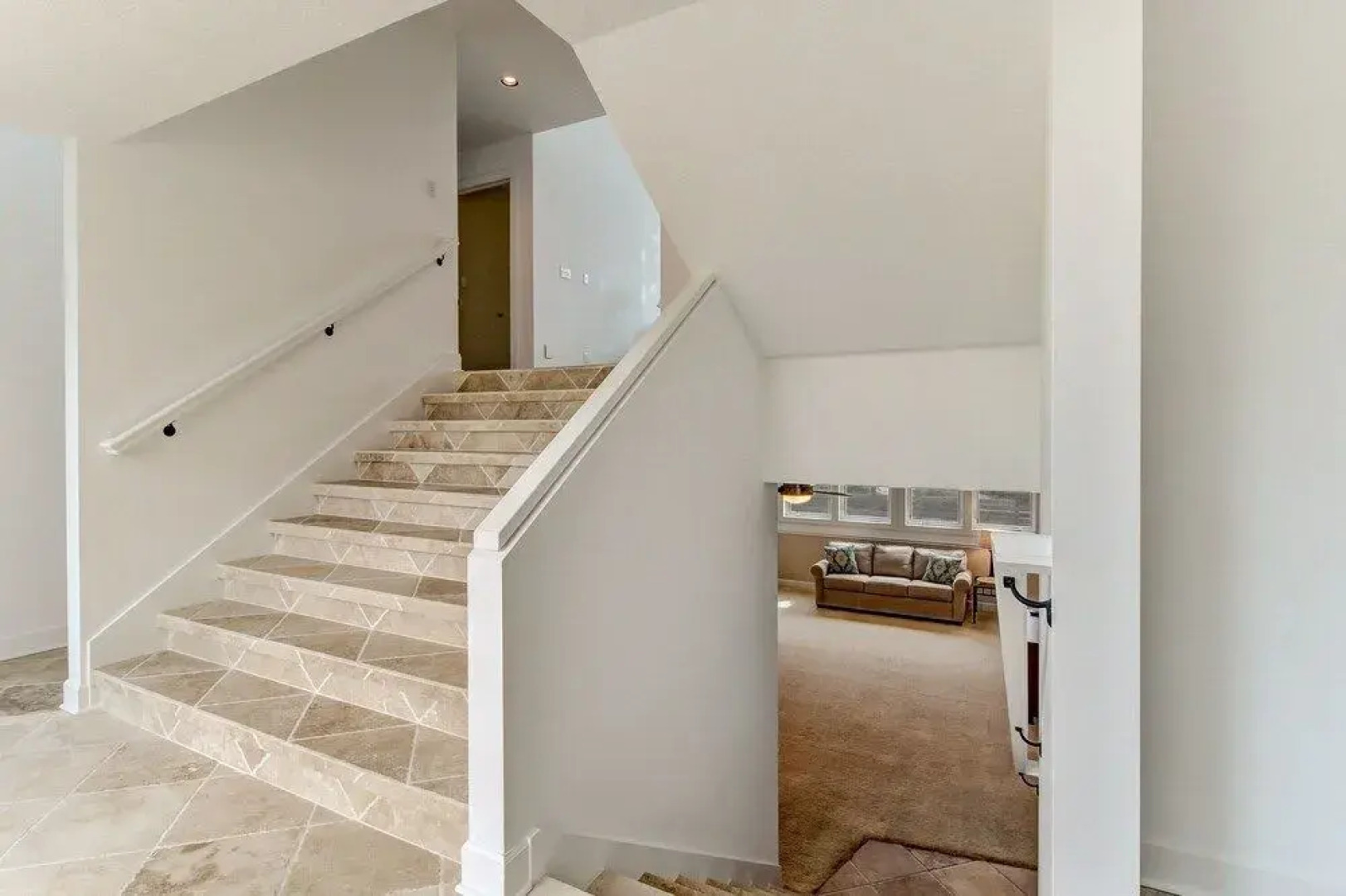 Multi-level Seaside Residence by RedAwning