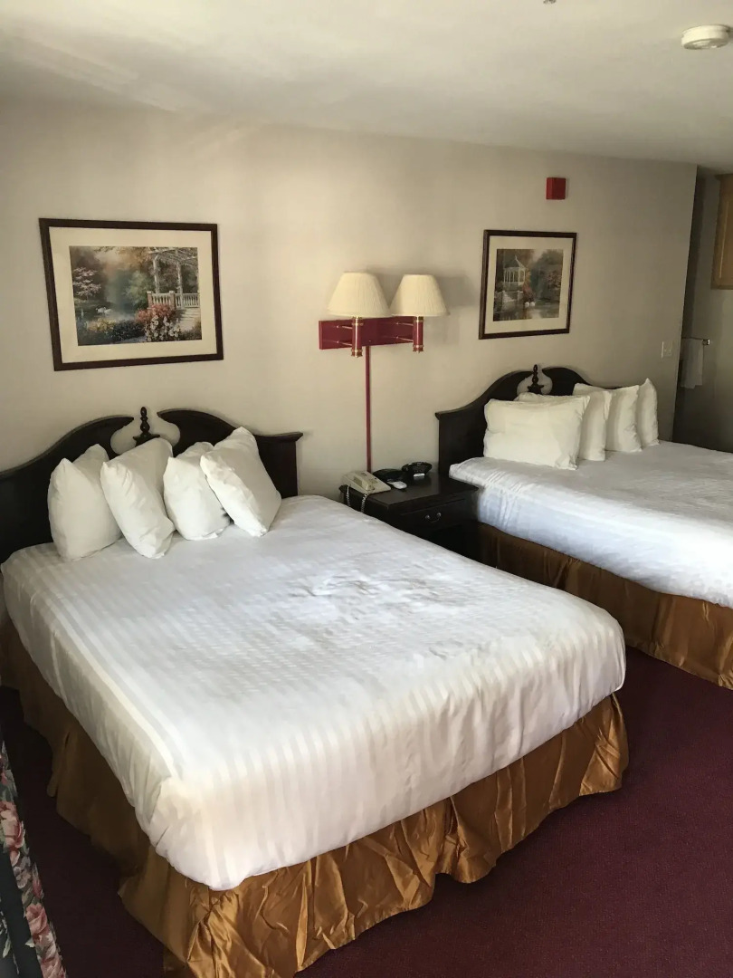 Travelodge by Wyndham Redding CA