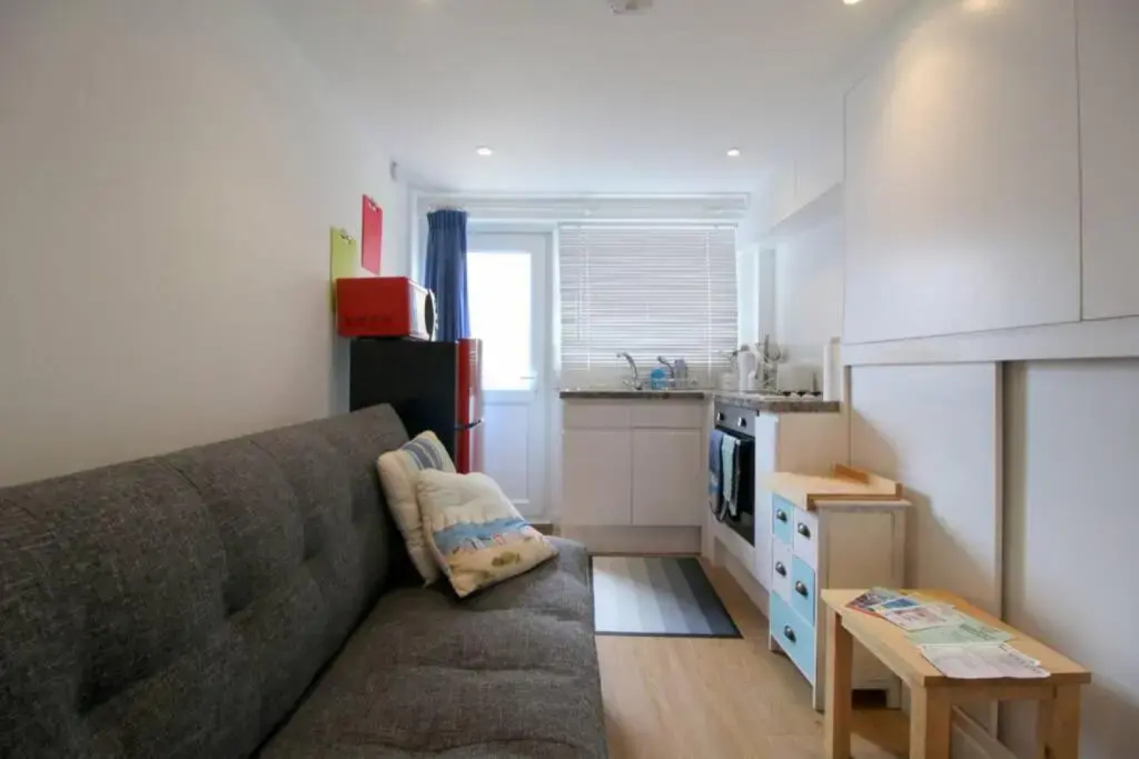 Pebbles Apartment