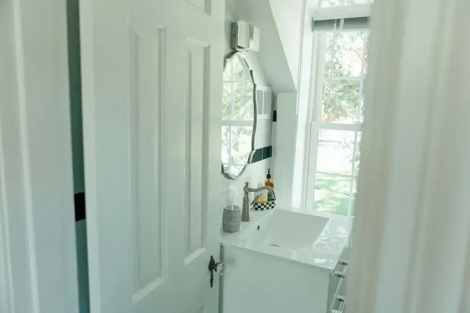 The Carriage House Inn Bed and Breakfast