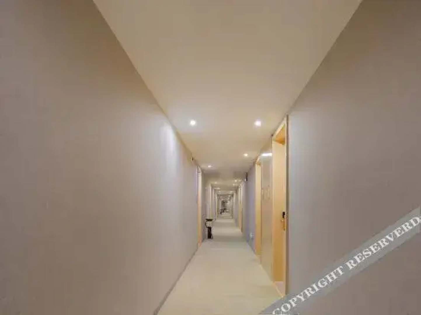 Vienna 3 Best Hotels (Xuyi Bus Station Xujie Lobster Square Branch)