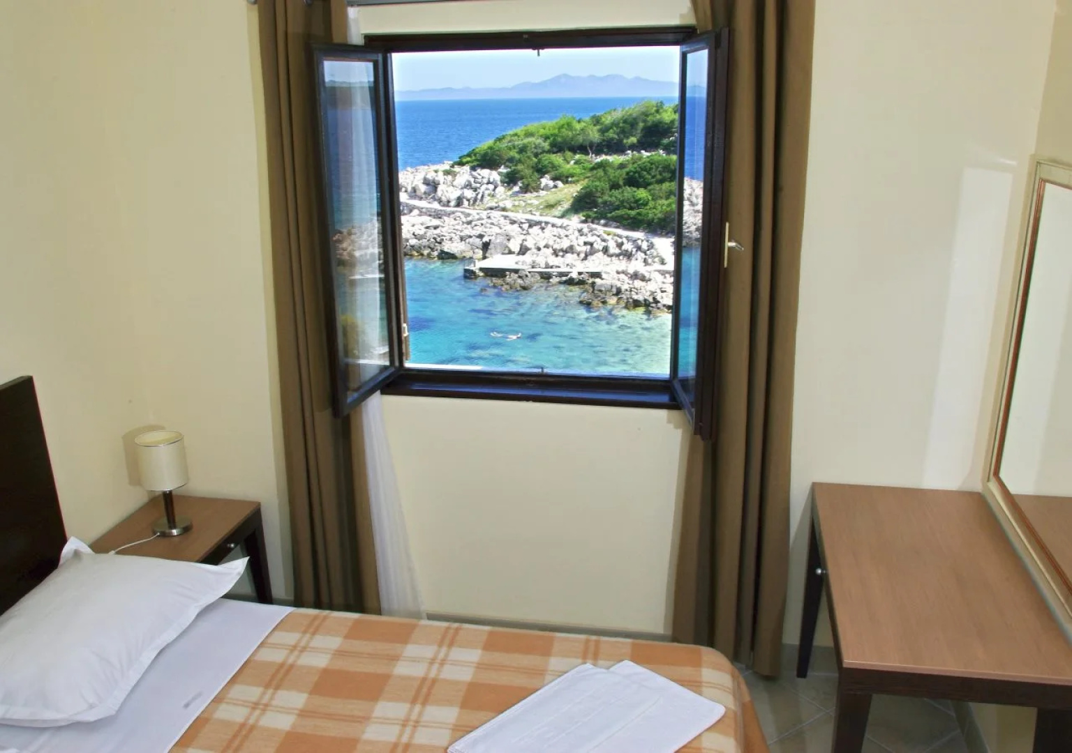 Priscapac Apartment Hotel