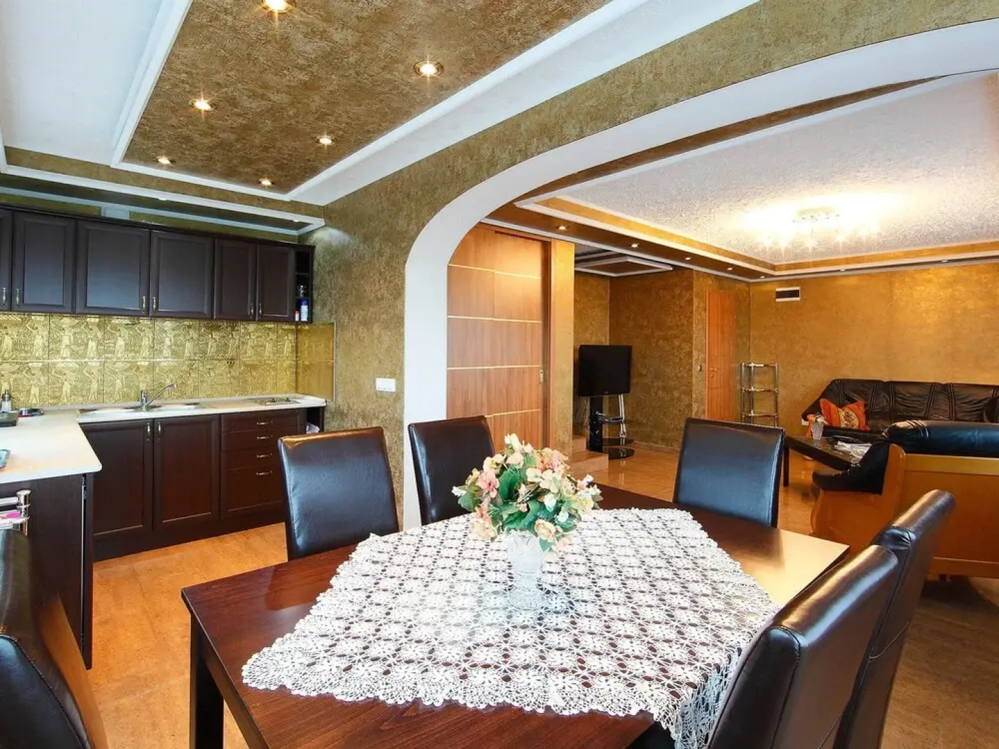 Villa Rosso Balatongy r k