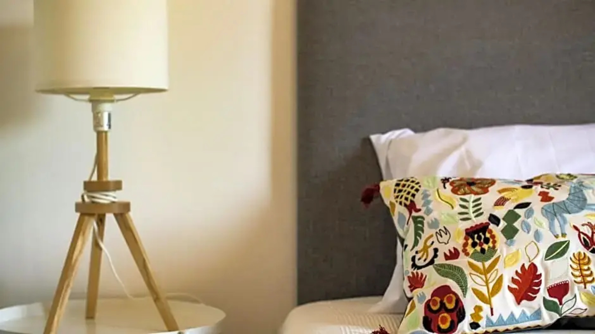 Pine House - Faro Airport, Beach and City Center