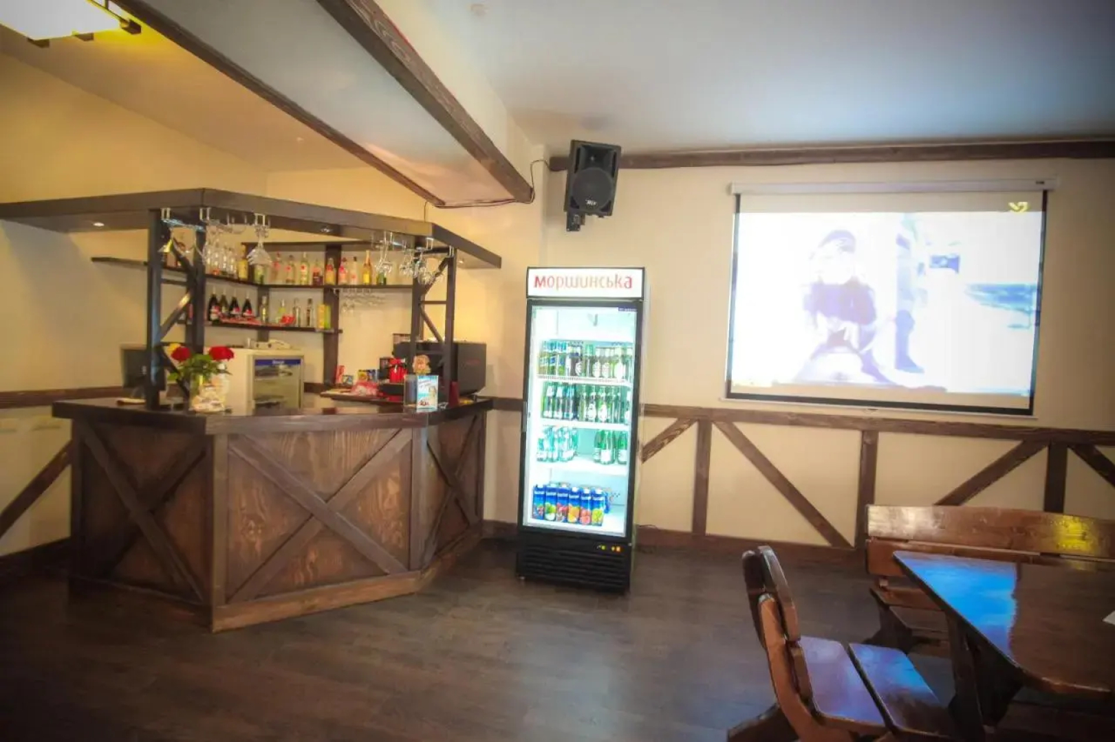 FORMULA-1, Bar