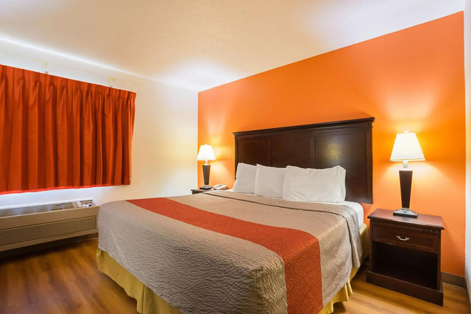 Motel 6 Waterloo, IA - Crossroads Mall - Cedar Falls