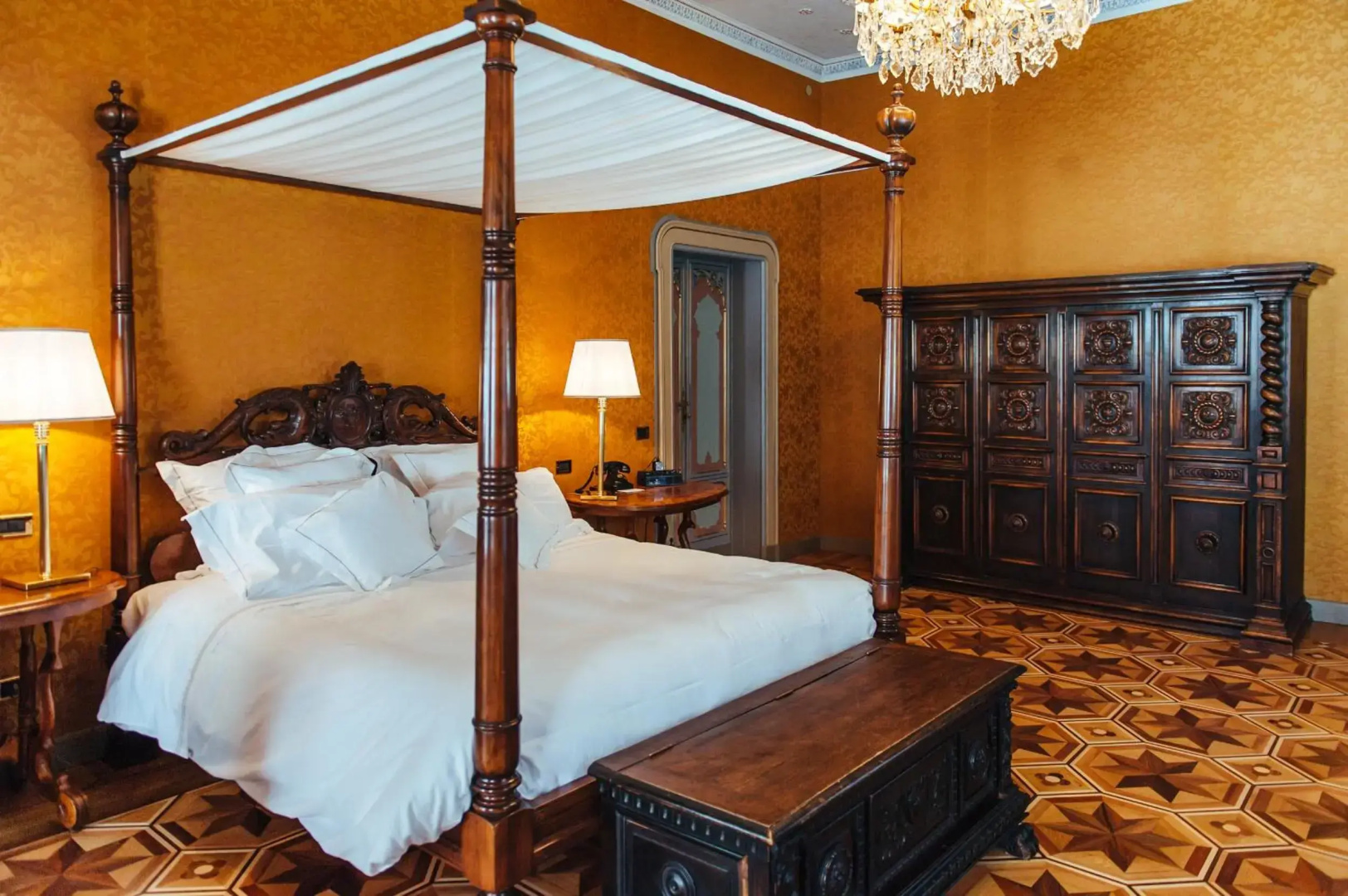 Relais & Chateaux Villa Crespi