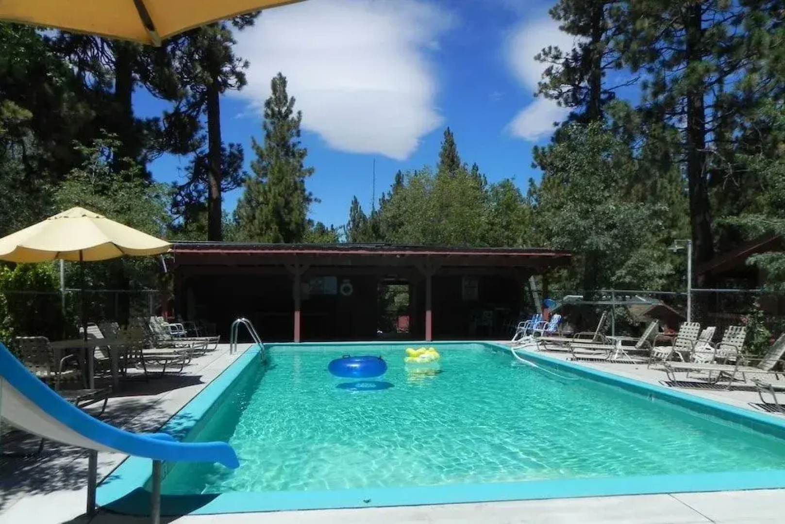 Oak Knoll Lodge